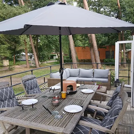 Nieuwe Vakantie-chalet 